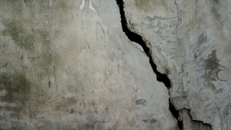 Signs of Foundation Damage
